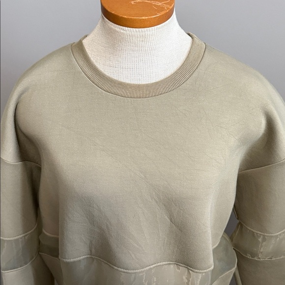 By Anthropologie - Mesh Paneled Sweatshirt - Green - Size Small - Good Condition - Picture 5 of 10